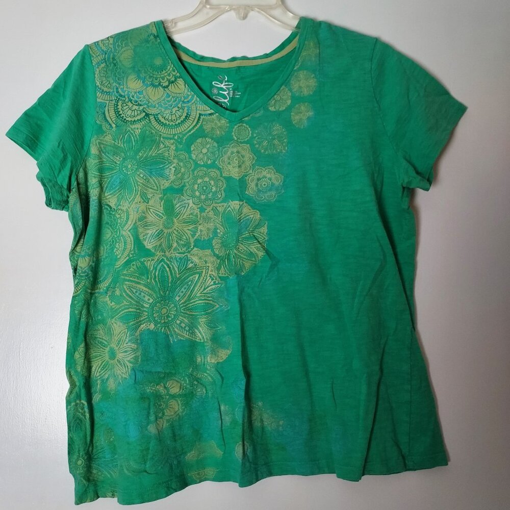 XL Green Printed V-Neck Women's Tee